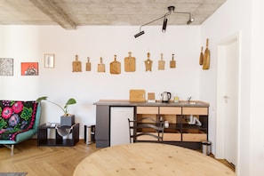 In-room dining - Camino Home2 (Cluj-Napoca)