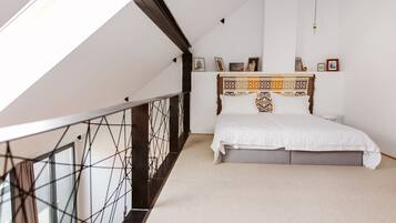 Exclusive Apartment (3 occ) | 1 bedroom, premium bedding, minibar, individually decorated