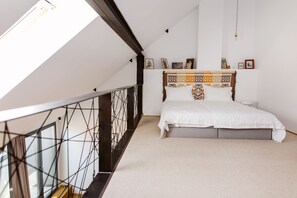 Exclusive Apartment (3 occ) | 1 bedroom, premium bedding, minibar, individually decorated