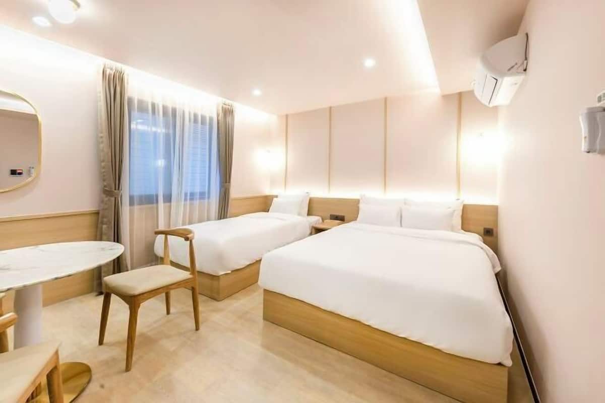 Ropa de cama de alta calidad, cubrecamas y colchones con efecto memoria