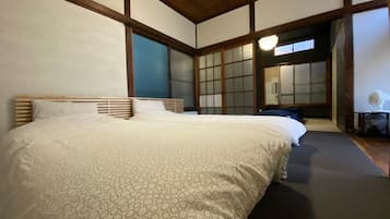 2 多间卧室、免费 WiFi、床单
