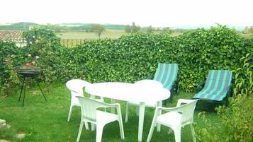 Grill-/Picknickplatz