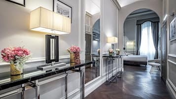 Exclusive Suite, River View | Frette Italian sheets, premium bedding, Select Comfort beds, minibar