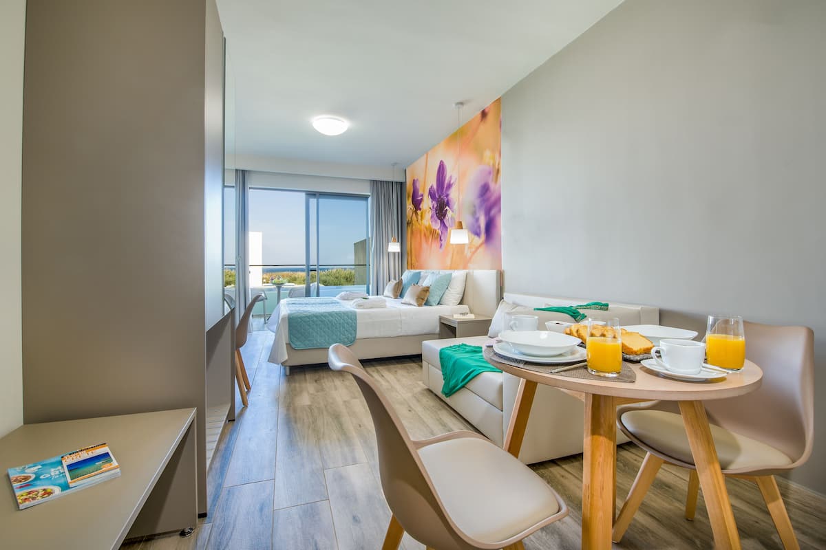Standard Triple Room (Anemona-Calendula) | 1 bedroom, premium bedding, pillow-top beds, in-room safe