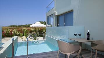 Standard Triple Room (Evenos-Faskomilo-Galatsida-Iakinthos) | Premium bedding, pillowtop beds, in-room safe, individually decorated