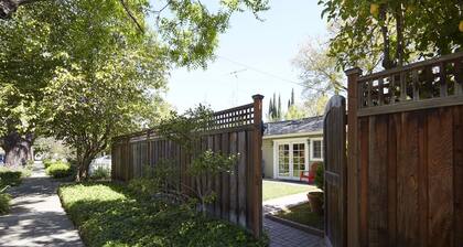 Private Willow Glen Studio Guesthouse