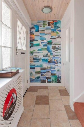 Interior - Spacious House w/ Large Patio & Free Parking (Barnstaple)