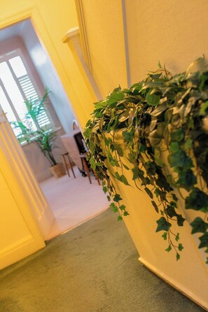 Interior - Lovely Large St Annes Maisonette with Roof Garden (Lytham St Annes)