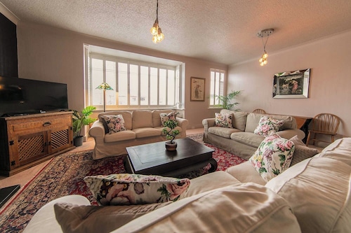 Lovely Large St Annes Maisonette with Roof Garden