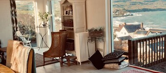 3 Bed Cottage - Sleeps 6 - Pets - Garden - Parking