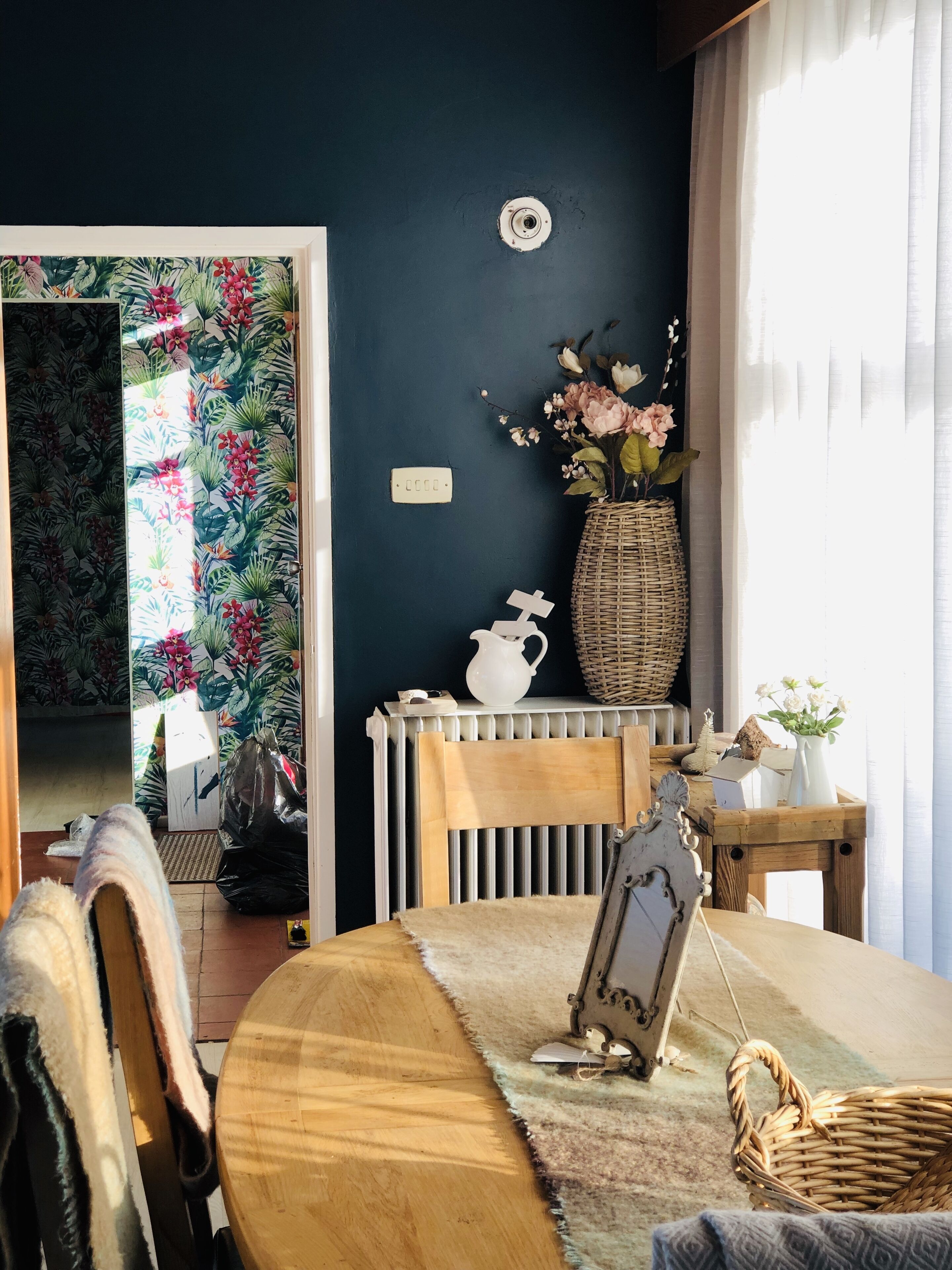 Cottage | Private kitchen | Fridge, microwave, oven, stovetop