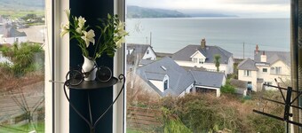 Stunning Seaview Cottage, With 3 Bedrooms