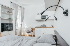 Economy Apartment, 1 Double Bed, Non Smoking, Kitchenette (Old Town Tale 1) | 1 bedroom, desk, free cots/infant beds, free WiFi - Old Town Tale Apartments (Zagreb)