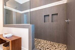 Badewanne, Haartrockner