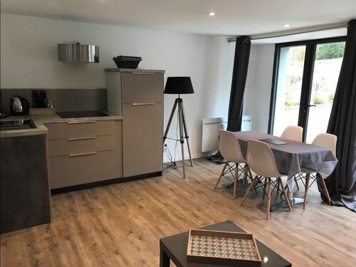 Appartement terrasse aupres  des séquoias un écrin de verdure proche de Nantes