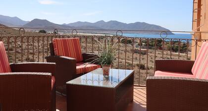 Upeat vuoristo- ja merinäkymät - Mojon Hills, Isla Plana, Espanja