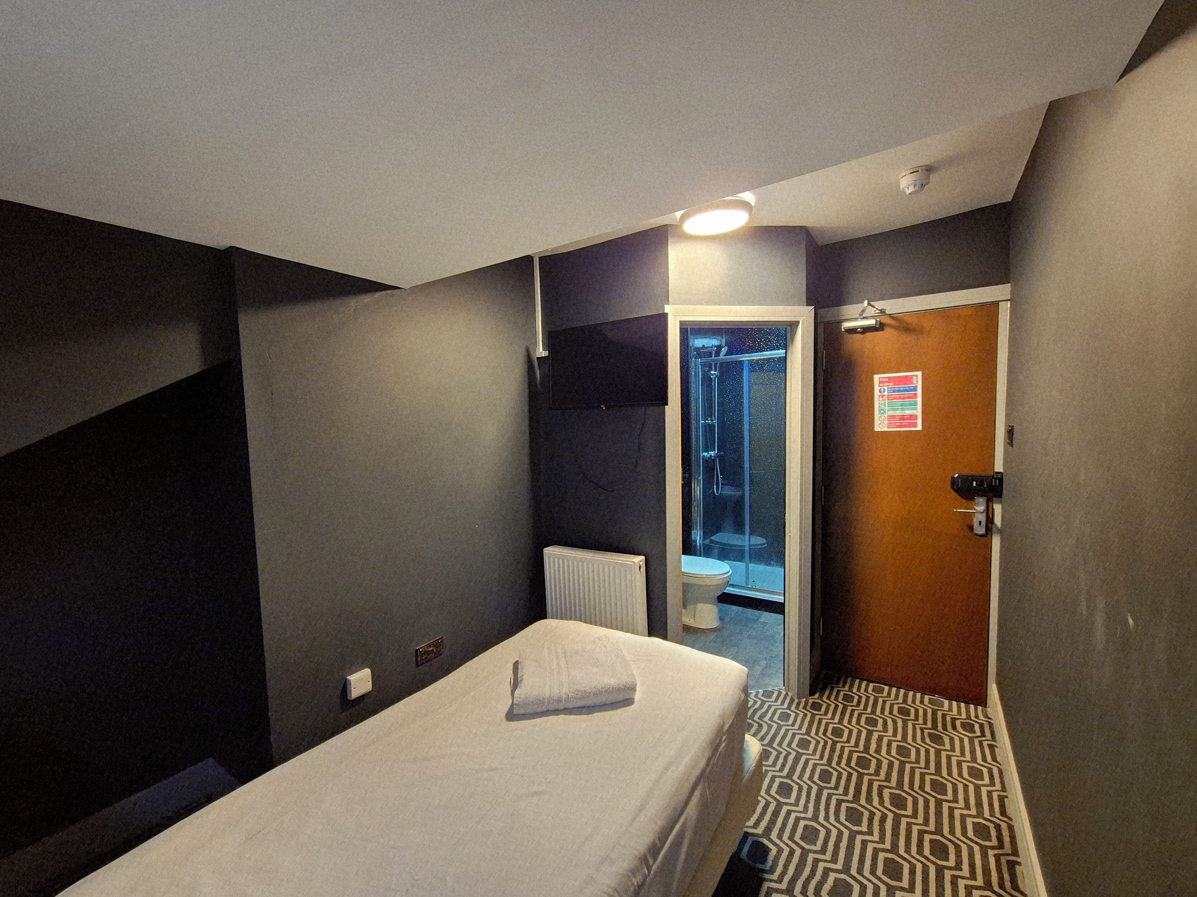 Standard Single Room, 1 Single Bed | Bed sheets