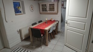 Private kitchen - Hos Agnes og Marcin 2vær lejlighed 50 m2 (Them)