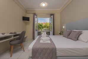 View from room - Capriccio Studios (Zakynthos)