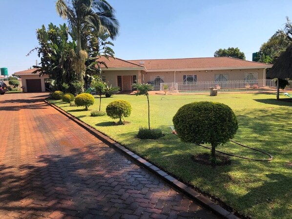 Enceinte de lâhĂ©bergement