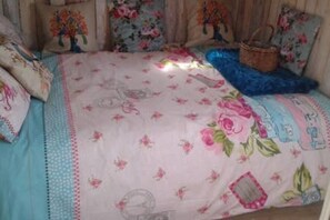 Cabin, 2 Queen Beds