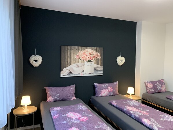 3 Schlafzimmer, Bügeleisen/Bügelbrett, kostenloses WLAN, Bettwäsche