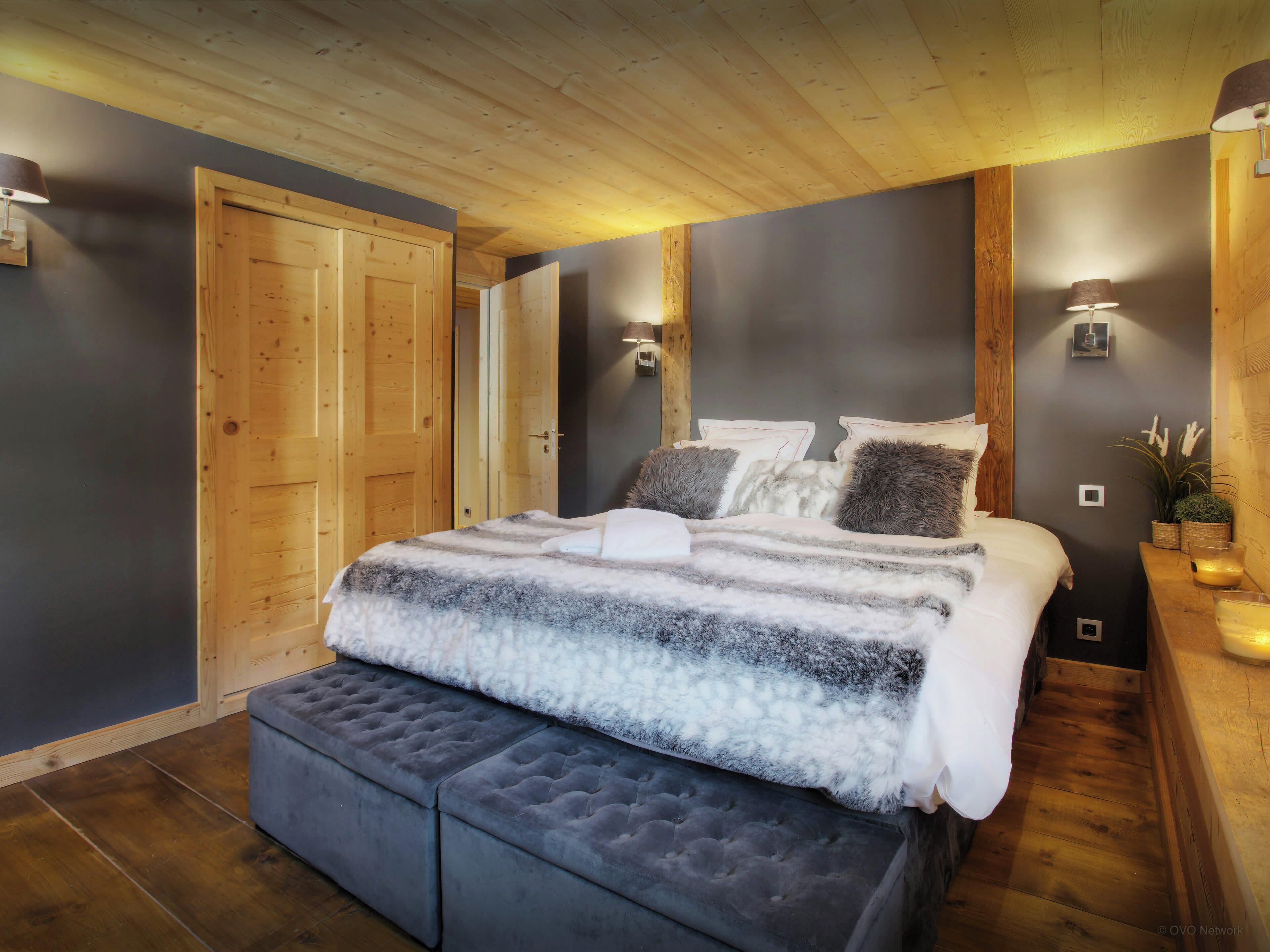 6 chambres, fer et planche à repasser, Wi-Fi, draps fournis