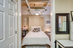 Maison (Tin Shed Revival Cabin) | 1 chambre