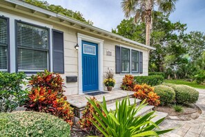 House, Multiple Beds (Bleu Daze Cottage) | Property entrance - Bleu Daze Cottage (St. Augustine)