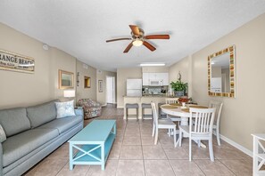 TV, stereo - Tradewinds 307 (Orange Beach)