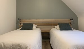 4 chambres, fer et planche Ă repasser, Wi-Fi gratuit, draps fournis