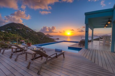 SEVEN TEN - coastal vibes, fab layout & fun times for the perfect vacation