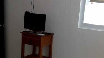 Comfort House | 2 bedrooms, iron/ironing board, free WiFi