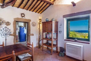 Dining - Villa with sea view, privacy and relaxation. (Cannigione)