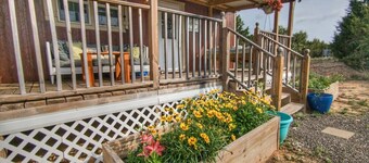 Bluebonnet - Hot Tub Gazebo - City Escapes Cabins