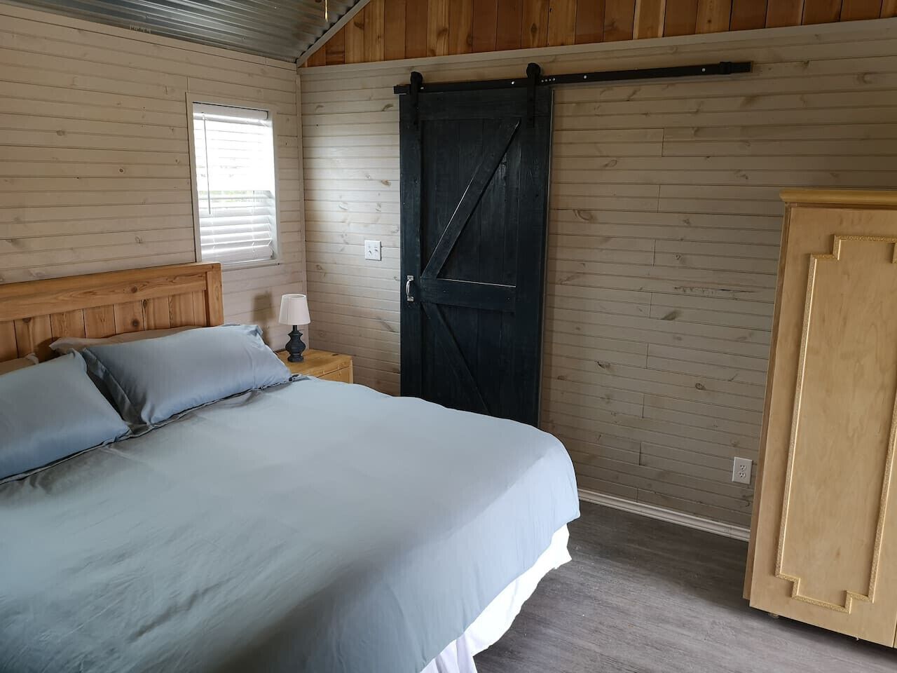 1 soverom, wi-fi (inkludert) og sengetøy