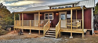 Bluebonnet - Hot Tub Gazebo - City Escapes Cabins