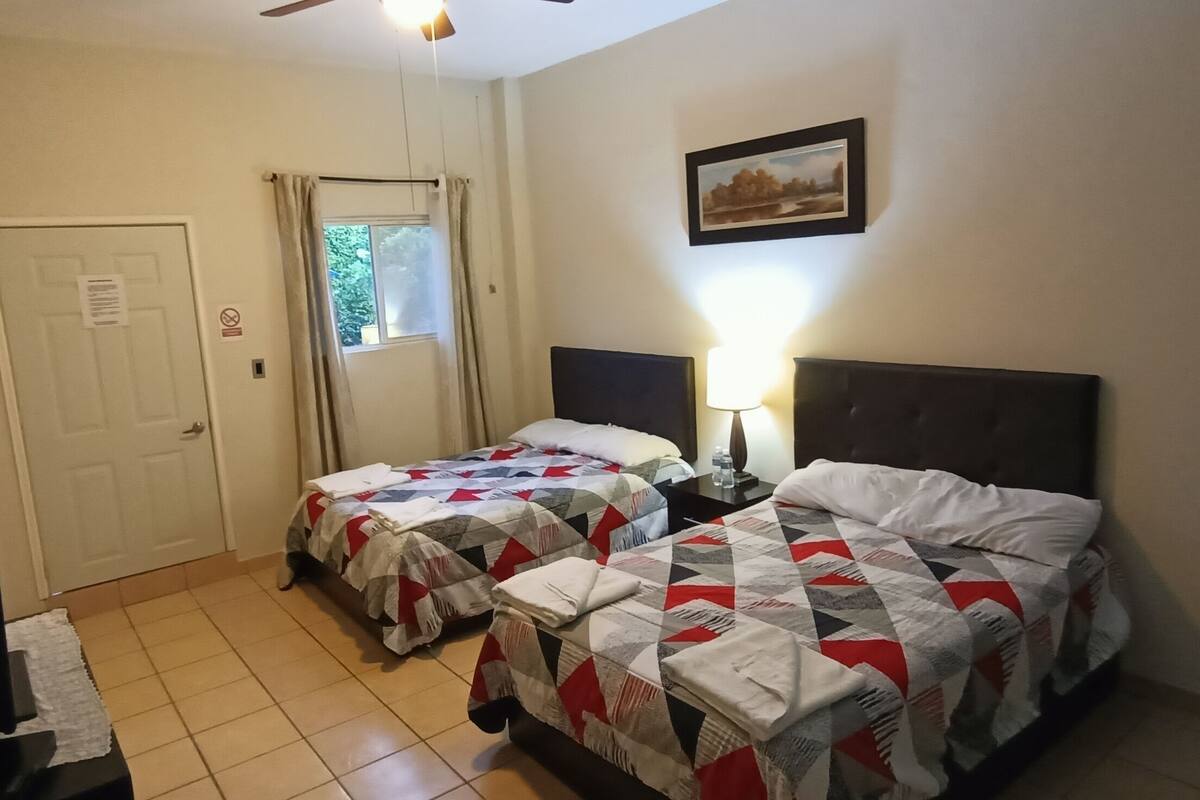 Double Room (Room 3) | WiFi (free), bed sheets