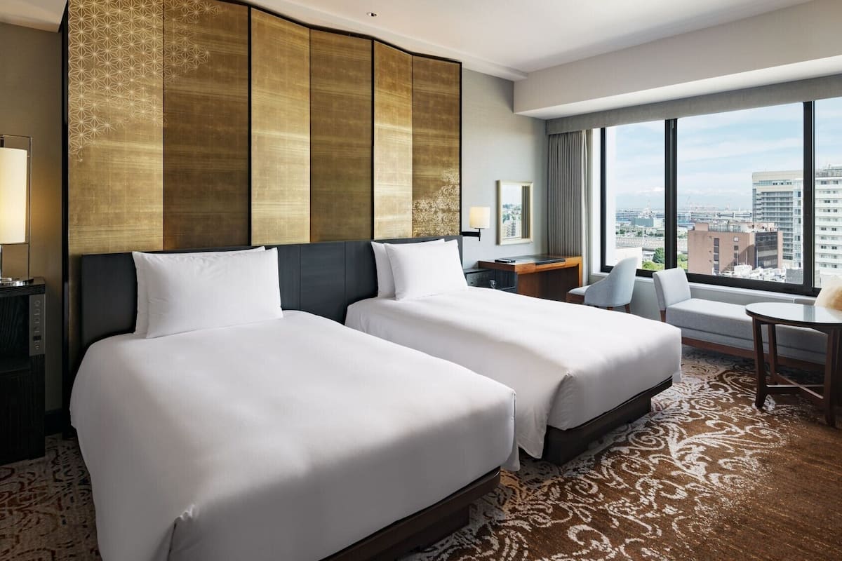 Premium bedding, in-room safe, soundproofing, iron/ironing board