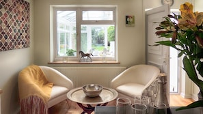 Highchair - Ivy Cottage (Cheltenham)