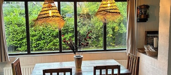 Familienfreundliche, gemütliche Unterkunft mit schönem Gartengrundstück