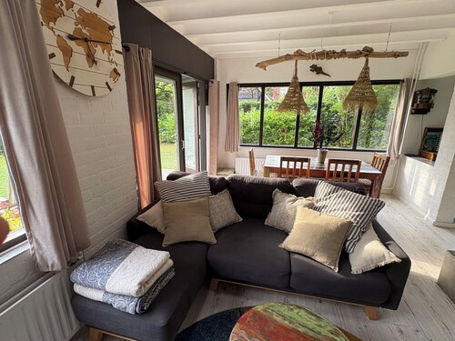 Family-friendly, cozy accommodation with a beautiful garden plot 