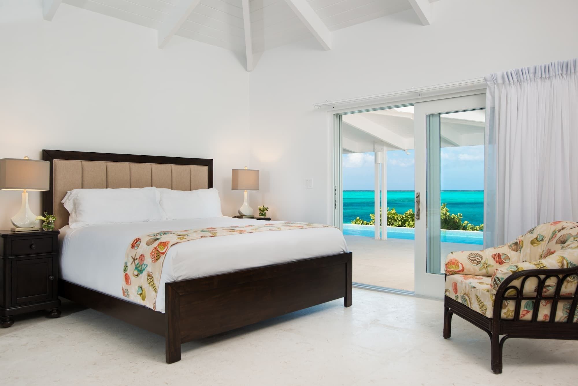 4 Schlafzimmer, Zimmersafe, Bügeleisen/Bügelbrett, WLAN