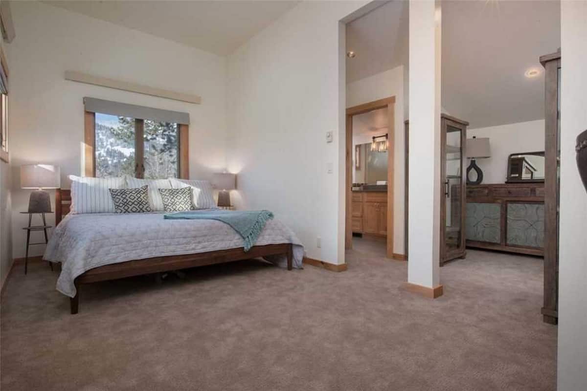 Condo, 2 Bedrooms
