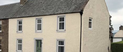 ハウス 専用バスルーム | 外観