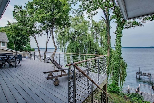 Moon Dance: private lake home on Seneca Lake