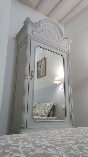 1 quarto, ferros/tábuas de passar roupa, Wi-Fi de cortesia