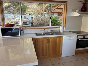 Fridge, microwave, oven, stovetop - House with Magnificent Panoramic Harbour and Mountain Views (Bellerive)