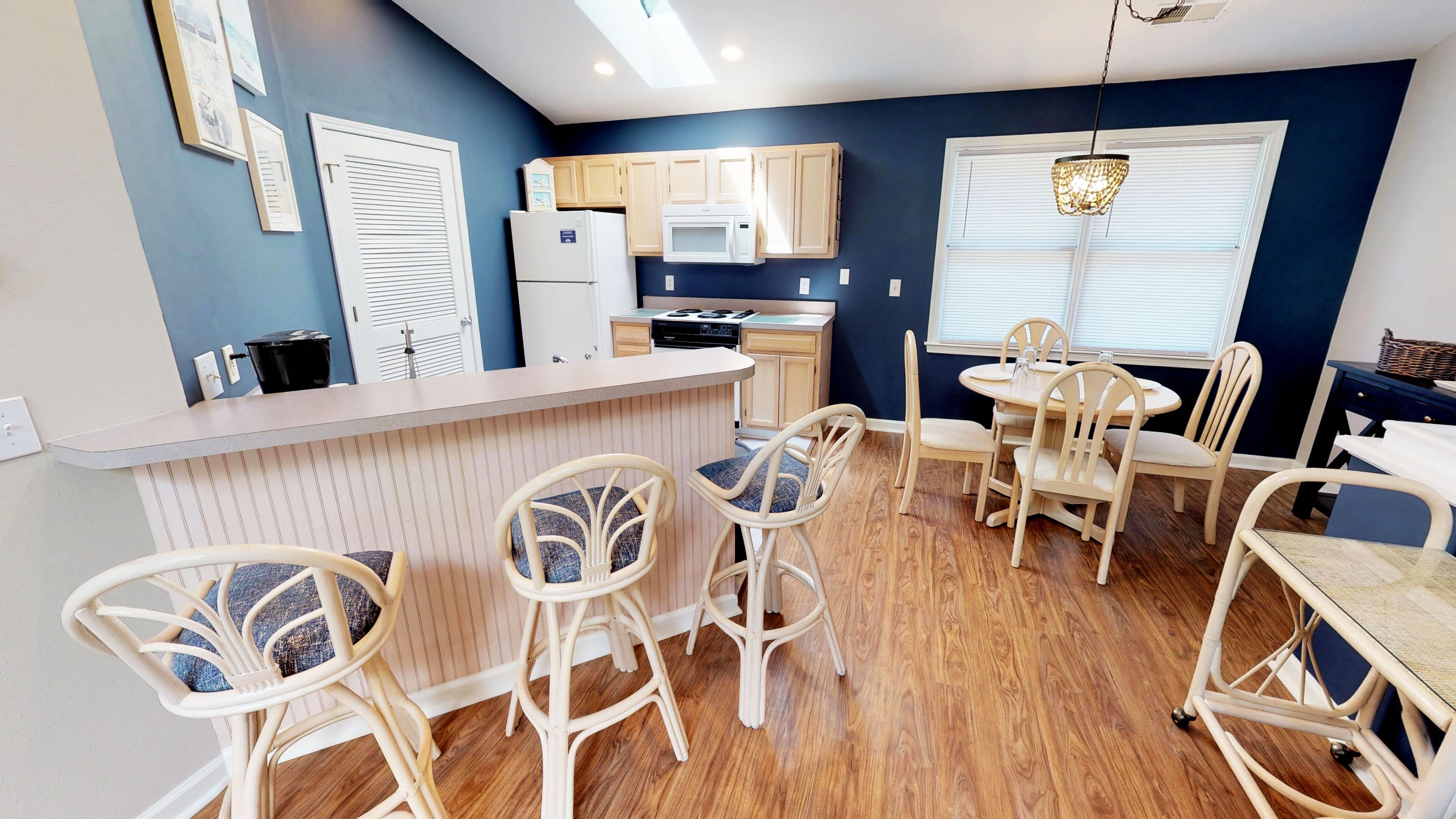 Quaint 1BR Golf Villa - Close to beach and activity center. (CV19CV)
