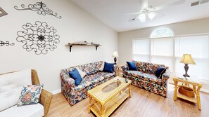TV - Quaint 1BR Golf Villa - Golf Villa | Your Golf Trip Starts Here! (Sunset Beach)